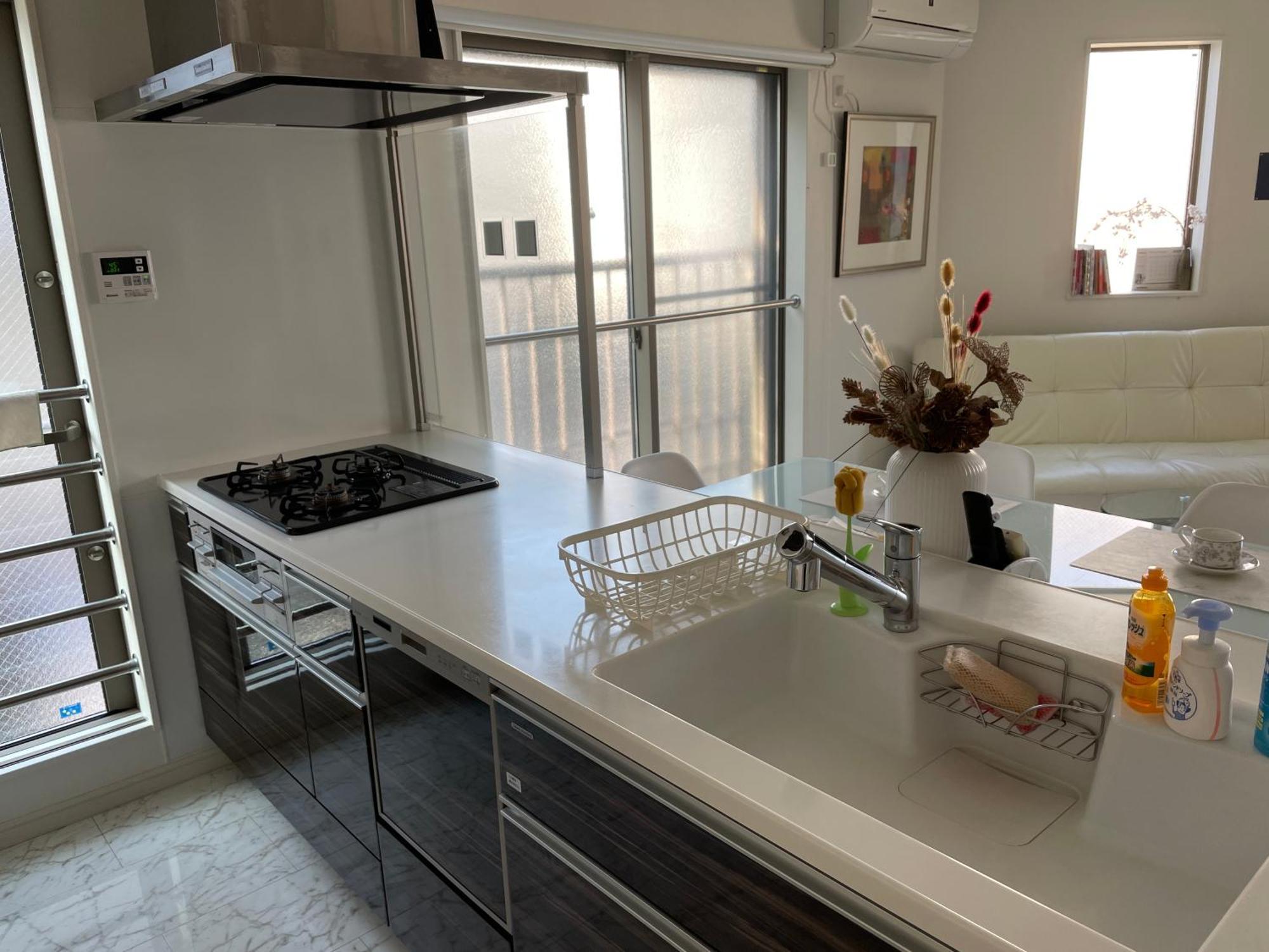 Qiqi House まるごと新築一軒家宿 Spacious New Home, 8 Guests, Easy Airport & Access