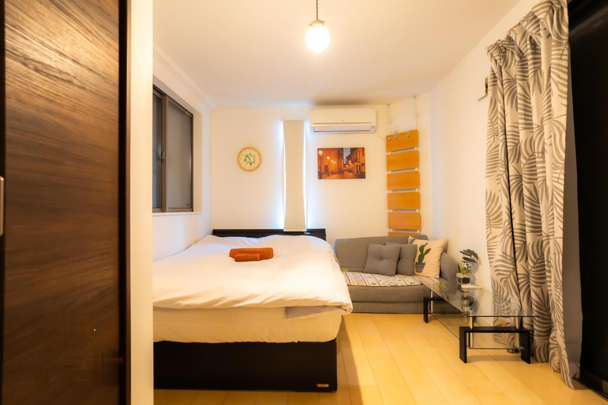 Qiqi House まるごと新築一軒家宿 Spacious New Home, 8 Guests, Easy Airport & Access Appartamento